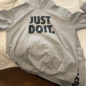 Nike jogging suit 2x